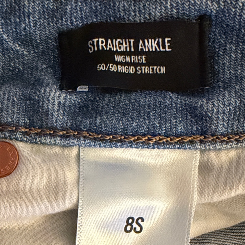 Express Distressed Light Blue Cropped Jeans - Picture 8 of 9
